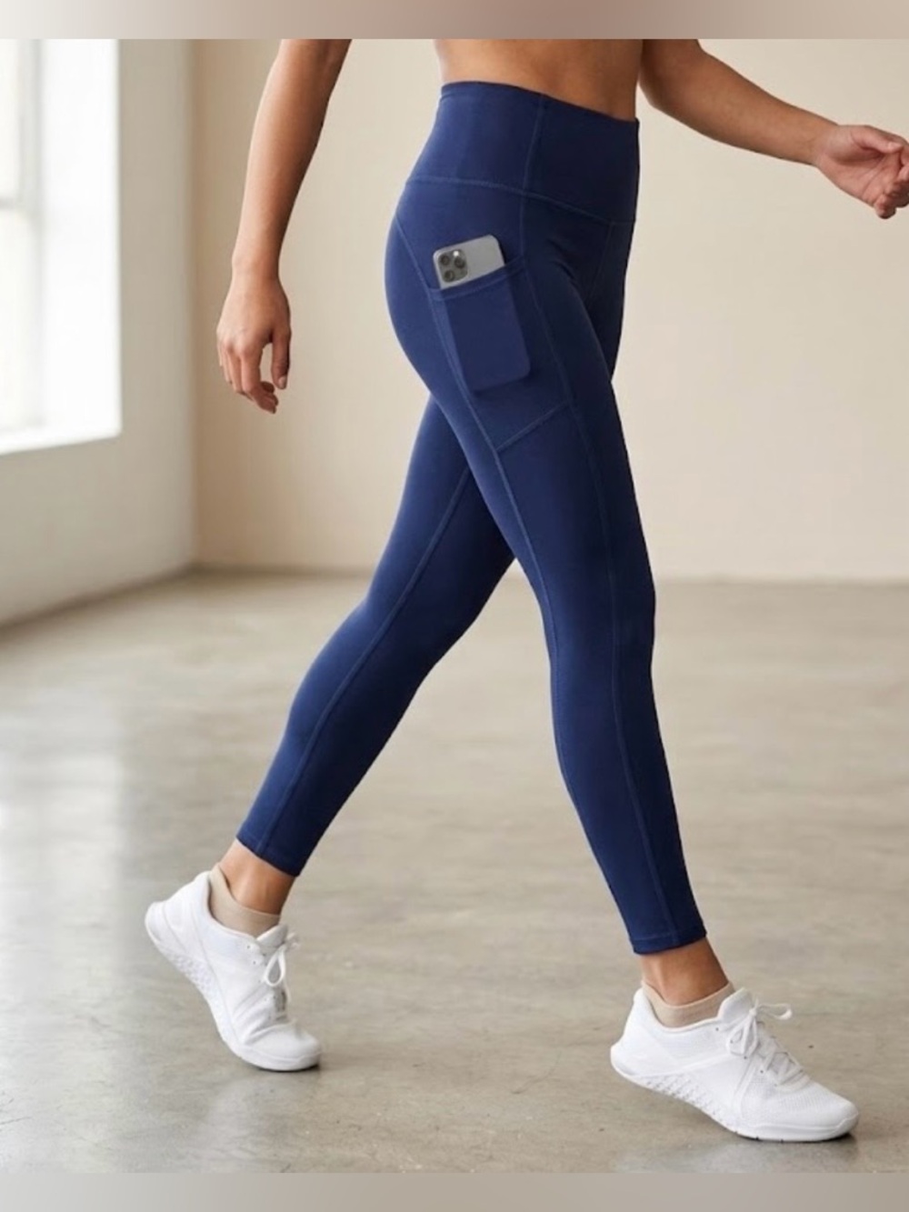 ETHOS High-Rise Navy Pocket Leggings with Side Phone Pocket size XS